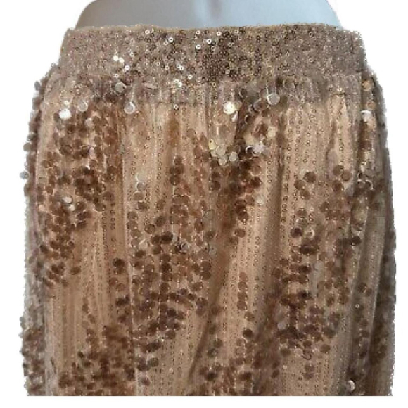 skirts - Picture 2 of 5